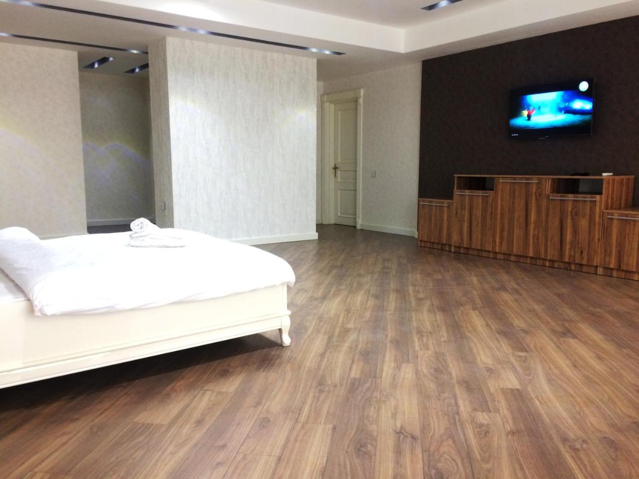 Park Azure Apartment Deluxe 2 Bedroom Baku Exteriér fotografie