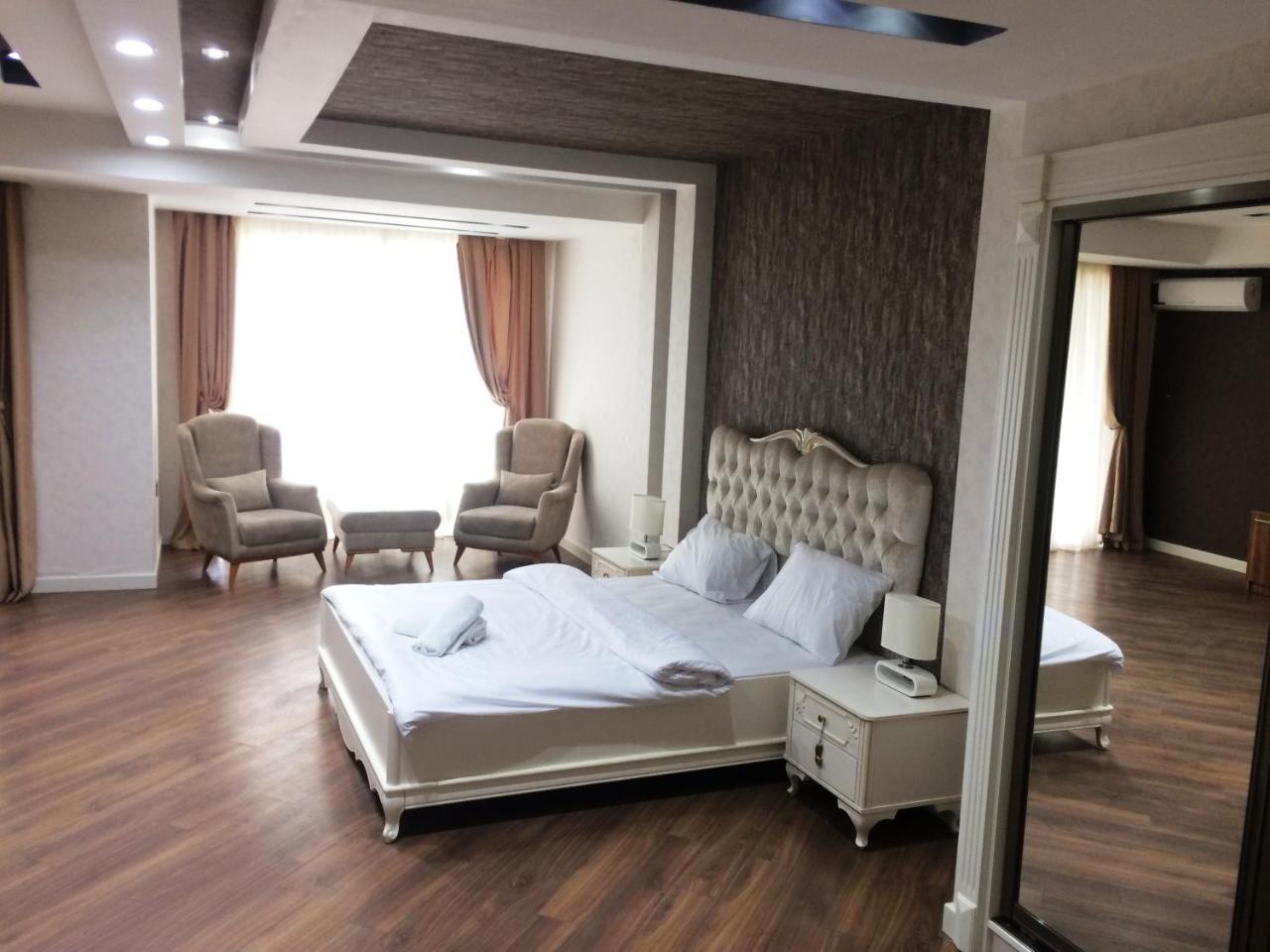 Park Azure Apartment Deluxe 2 Bedroom Baku Exteriér fotografie
